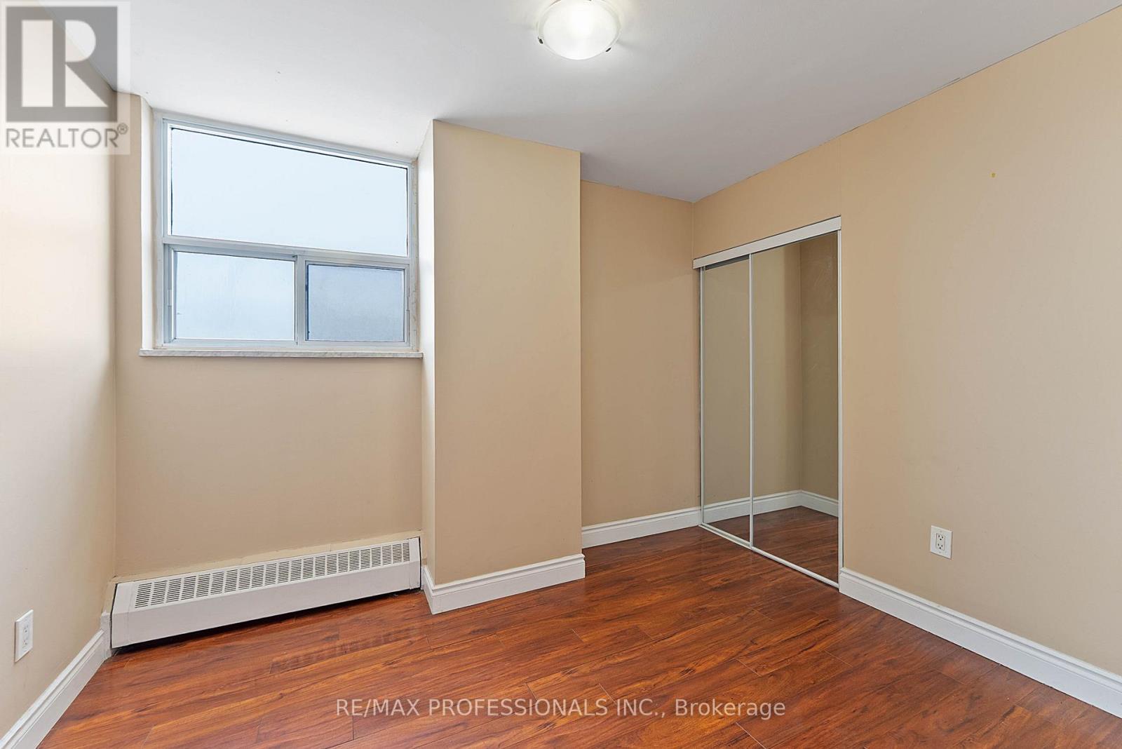 1405 - 390 Dixon Road, Toronto, Ontario  M9R 1T4 - Photo 20 - W12845260