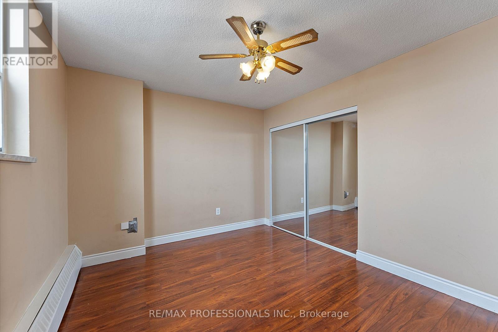 1405 - 390 Dixon Road, Toronto, Ontario  M9R 1T4 - Photo 24 - W12845260