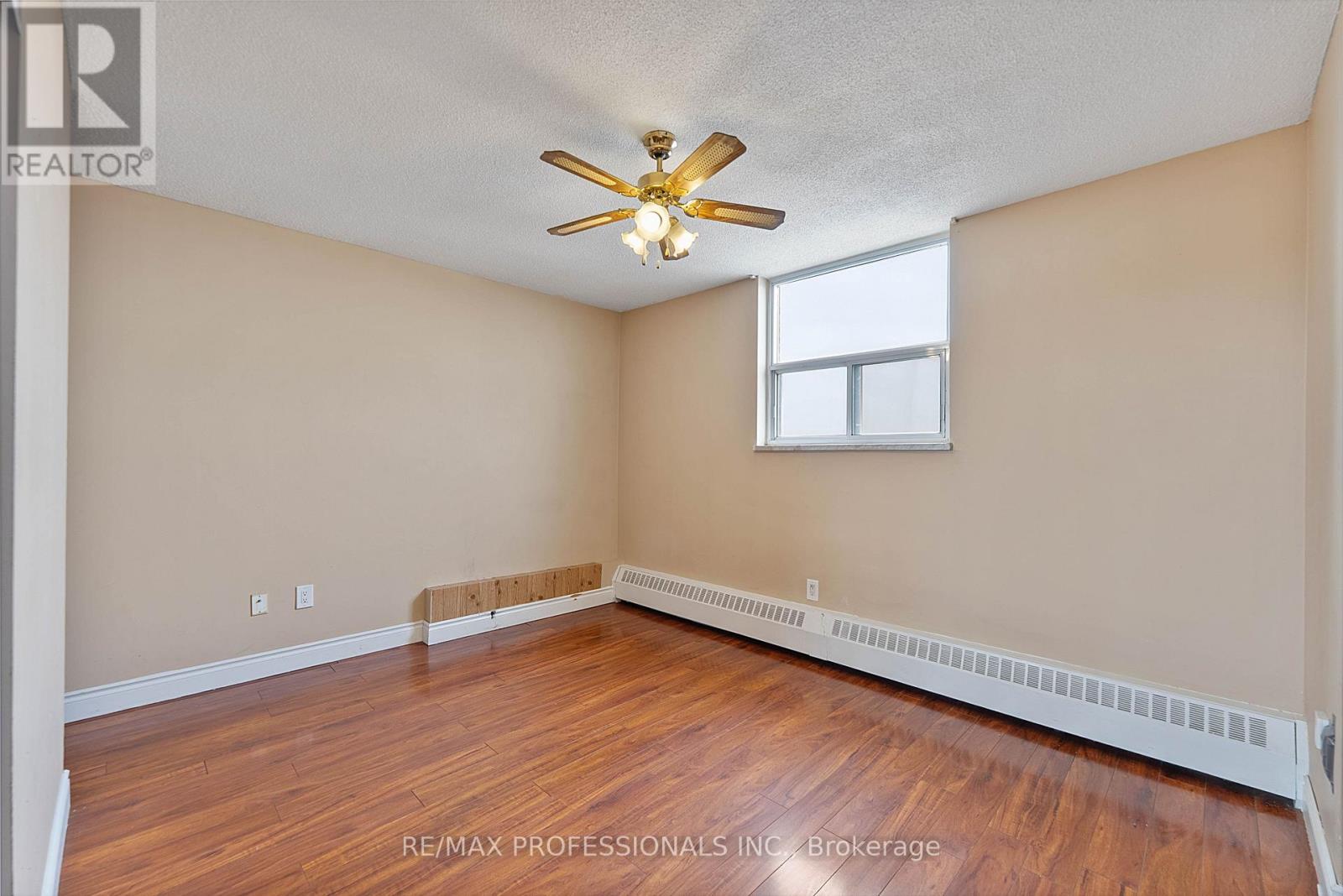 1405 - 390 Dixon Road, Toronto, Ontario  M9R 1T4 - Photo 25 - W12845260