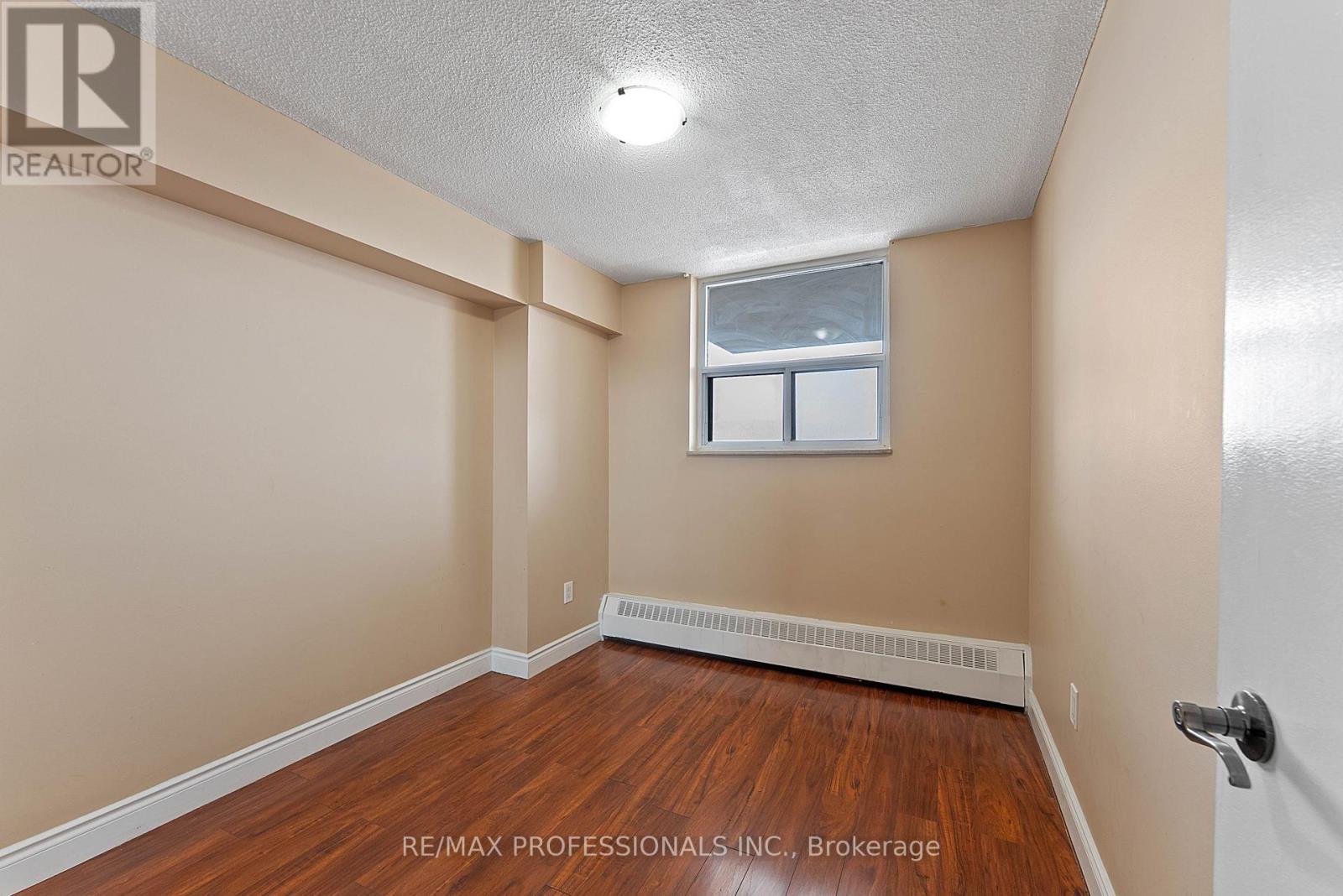 1405 - 390 Dixon Road, Toronto, Ontario  M9R 1T4 - Photo 26 - W12845260