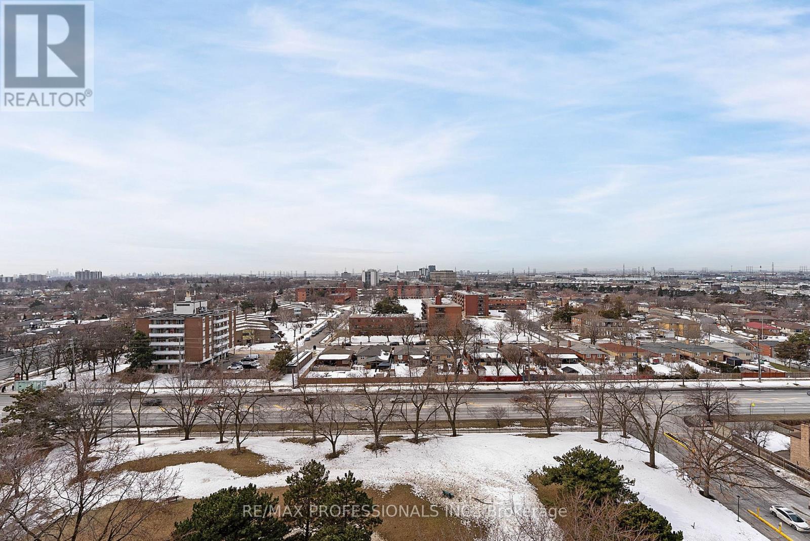 1405 - 390 Dixon Road, Toronto, Ontario  M9R 1T4 - Photo 36 - W12845260