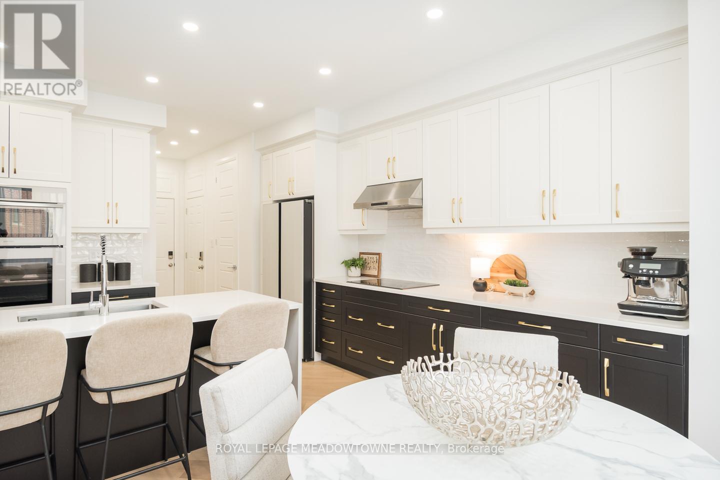 1281 Muskoka Heights, Milton, Ontario  L9E 1Z1 - Photo 5 - W12845262