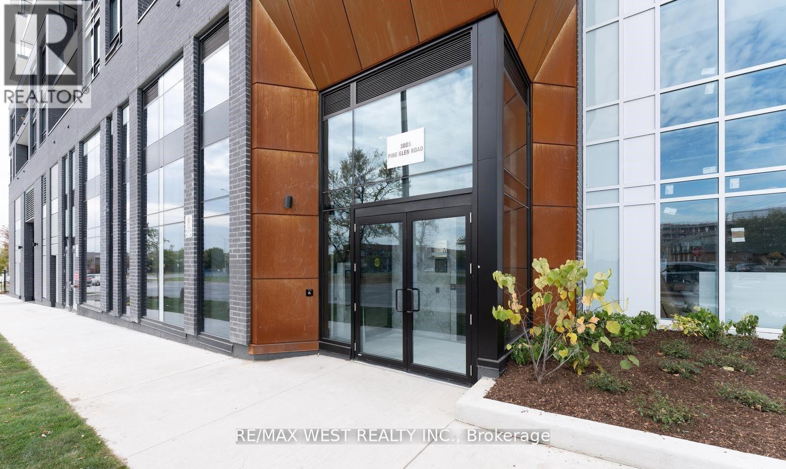 319 - 3005 Pine Glen Road, Oakville, Ontario  L6M 5P5 - Photo 2 - W12845282