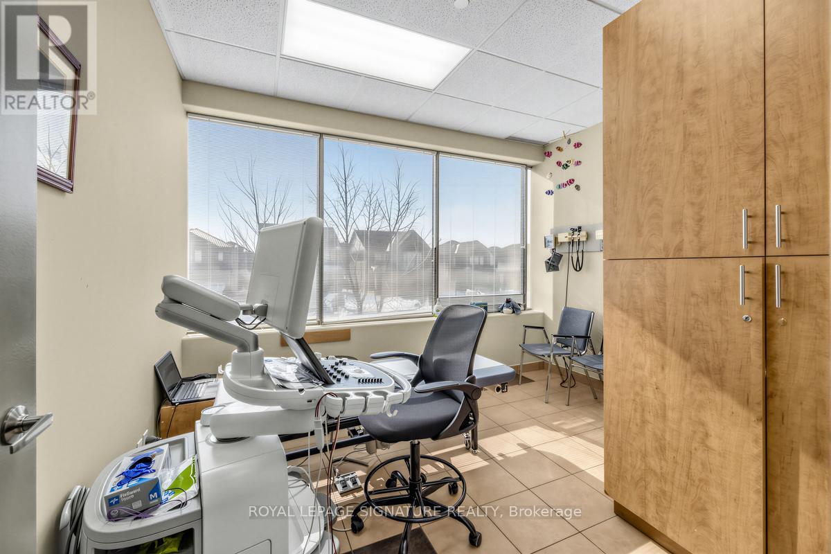 201 - 100 Pertosa Drive, Brampton, Ontario  L6X 0H9 - Photo 14 - W12845286