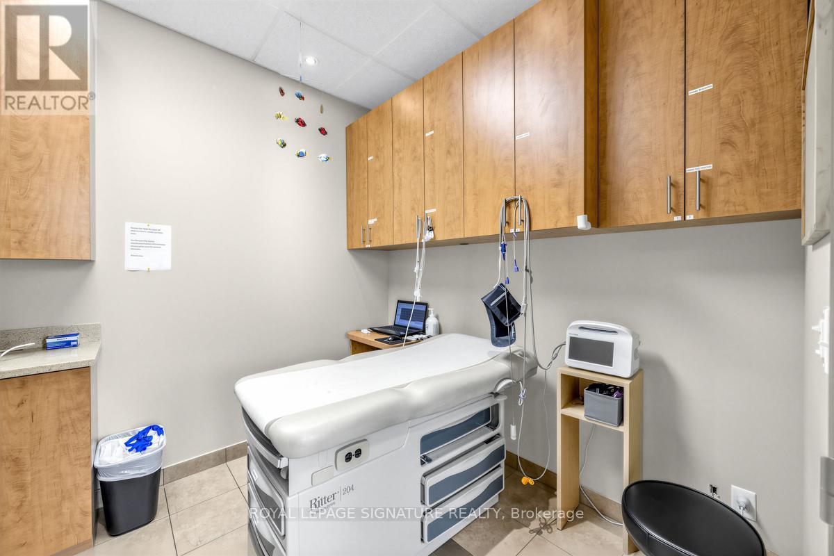 201 - 100 Pertosa Drive, Brampton, Ontario  L6X 0H9 - Photo 18 - W12845286