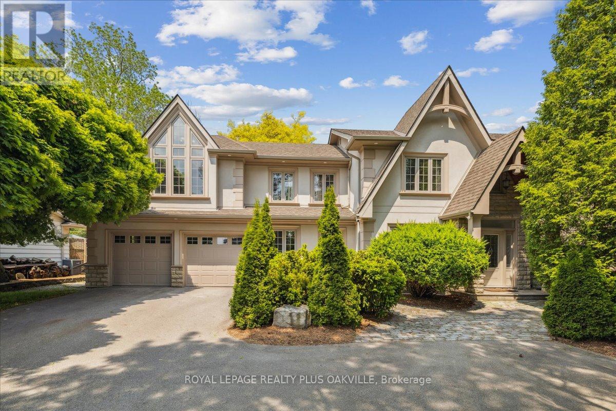 621 NORTH SHORE BOULEVARD E, Burlington, Ontario