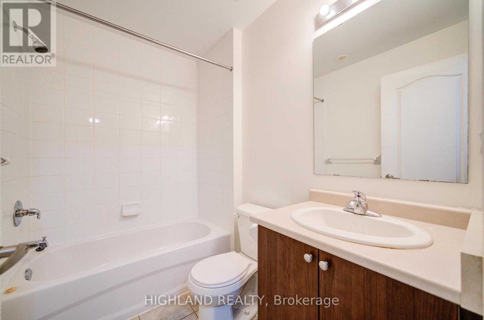 10 - 3115 Boxford Crescent, Mississauga, Ontario  L5M 0X1 - Photo 16 - W12845324