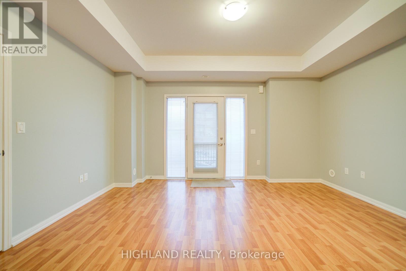 10 - 3115 Boxford Crescent, Mississauga, Ontario  L5M 0X1 - Photo 4 - W12845324