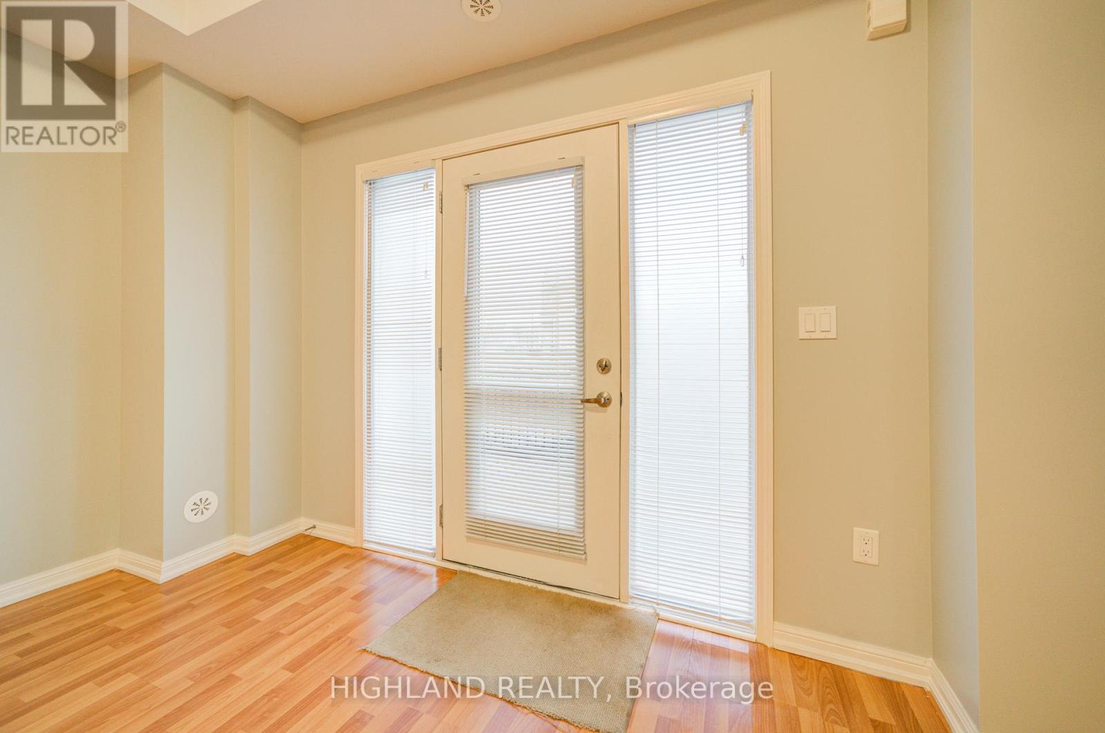 10 - 3115 Boxford Crescent, Mississauga, Ontario  L5M 0X1 - Photo 6 - W12845324