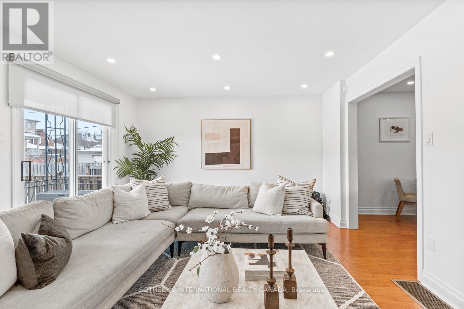 15a Schell Avenue, Toronto, Ontario  M6E 2S7 - Photo 21 - W12845328