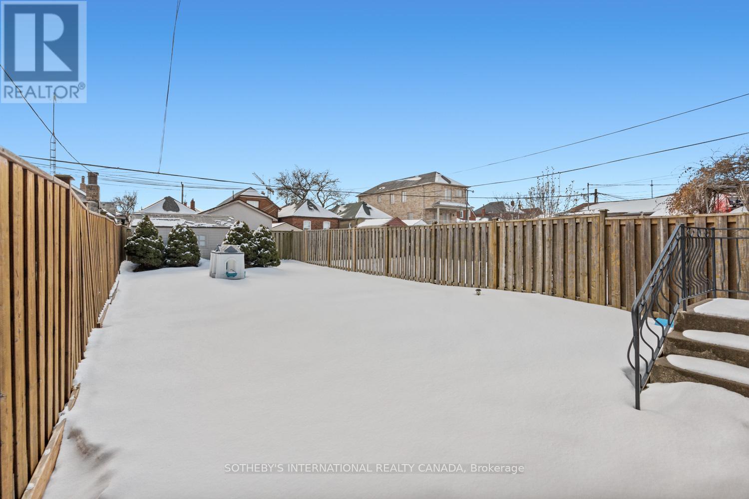 15a Schell Avenue, Toronto, Ontario  M6E 2S7 - Photo 44 - W12845328