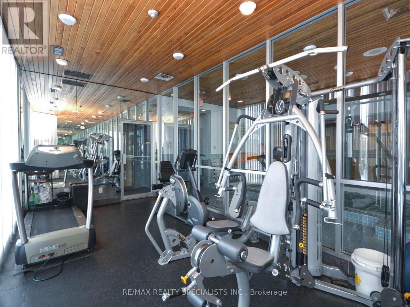 1002 - 880 Dundas Street W, Mississauga, Ontario  L5C 4H3 - Photo 43 - W12845370
