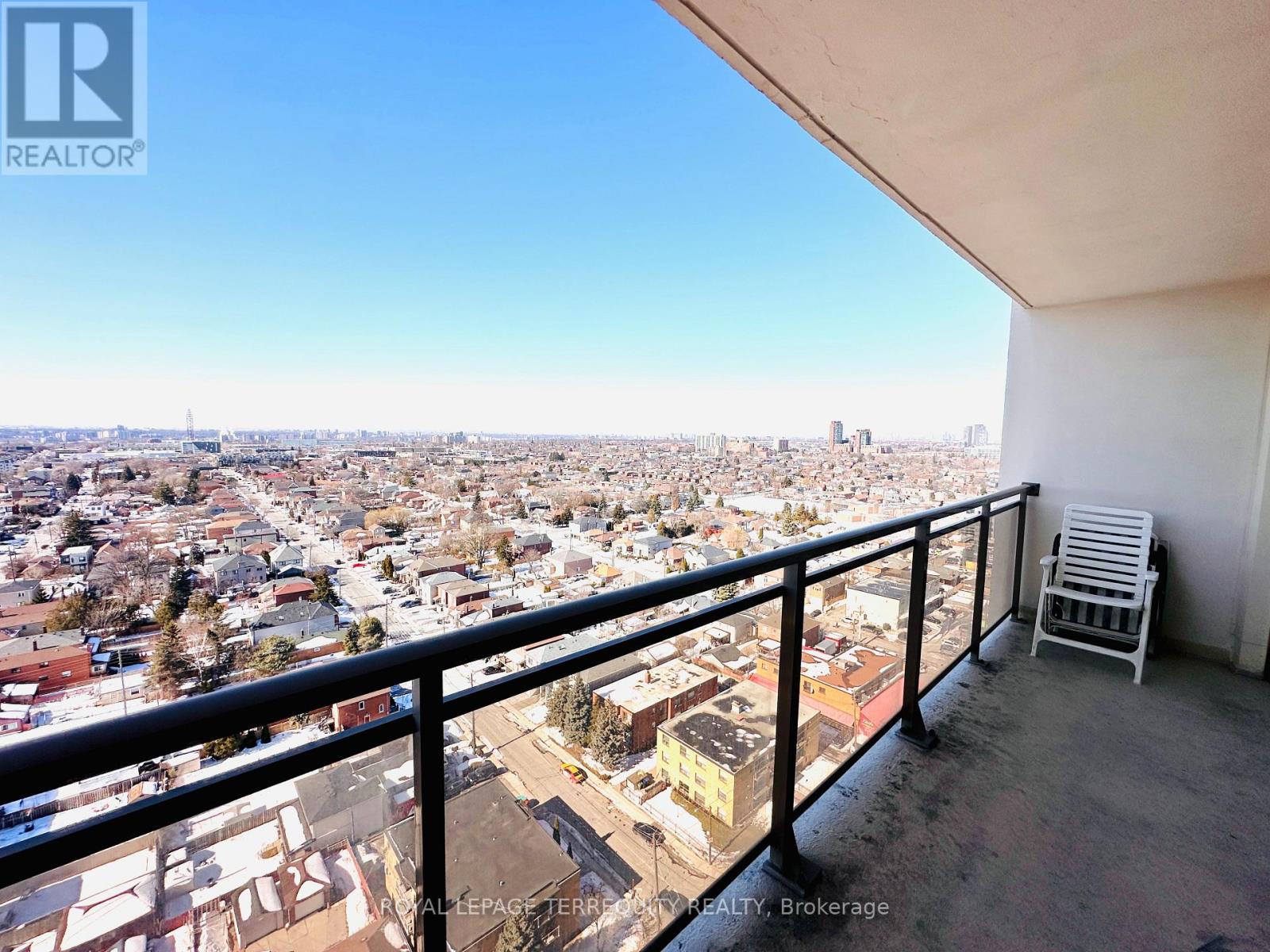 2212 - 155 Marlee Avenue, Toronto, Ontario  M6B 4B5 - Photo 19 - W12845372