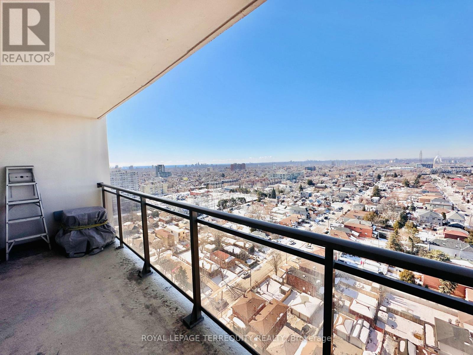 2212 - 155 Marlee Avenue, Toronto, Ontario  M6B 4B5 - Photo 20 - W12845372