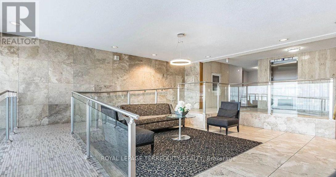 2212 - 155 Marlee Avenue, Toronto, Ontario  M6B 4B5 - Photo 21 - W12845372