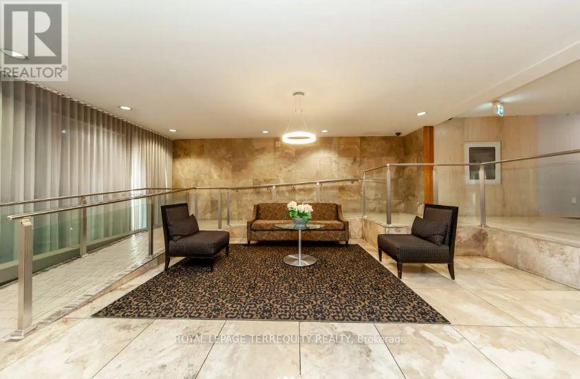 2212 - 155 Marlee Avenue, Toronto, Ontario  M6B 4B5 - Photo 22 - W12845372