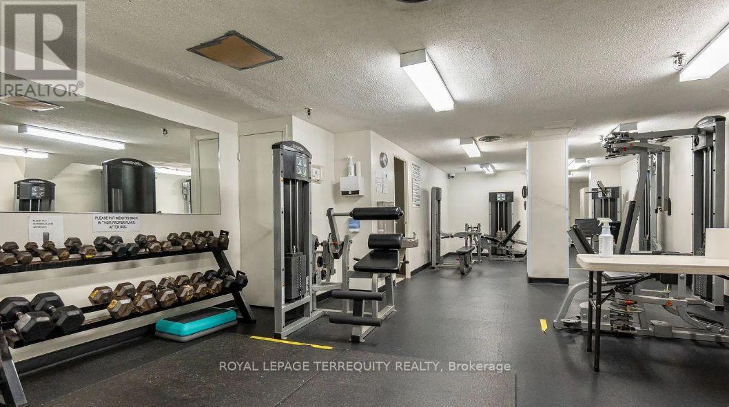 2212 - 155 Marlee Avenue, Toronto, Ontario  M6B 4B5 - Photo 24 - W12845372