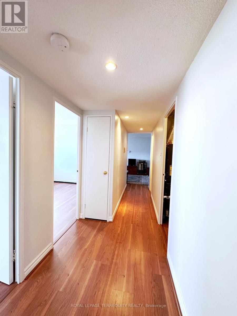 2212 - 155 Marlee Avenue, Toronto, Ontario  M6B 4B5 - Photo 7 - W12845372