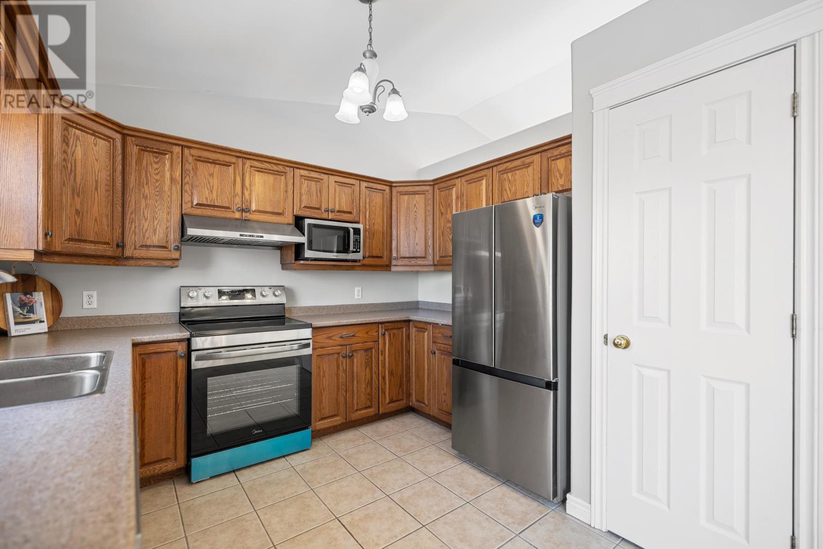 28 Southway Crescent, West Royalty, Prince Edward Island  C1E 2K5 - Photo 13 - 202603832