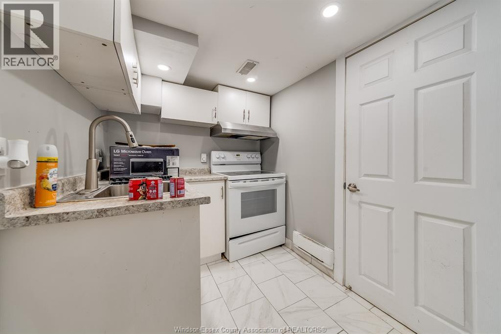 658 Tournier, Windsor, Ontario  N9C 3H2 - Photo 17 - 26004571