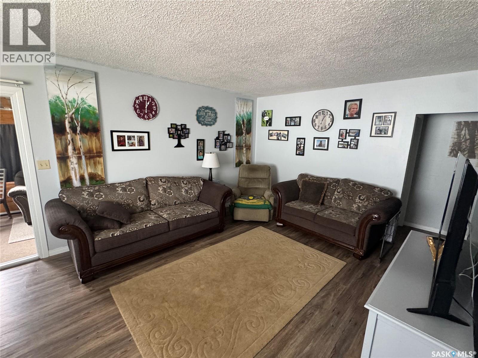 202 2nd Avenue, Spalding, Saskatchewan  S0K 4C0 - Photo 15 - SK029577