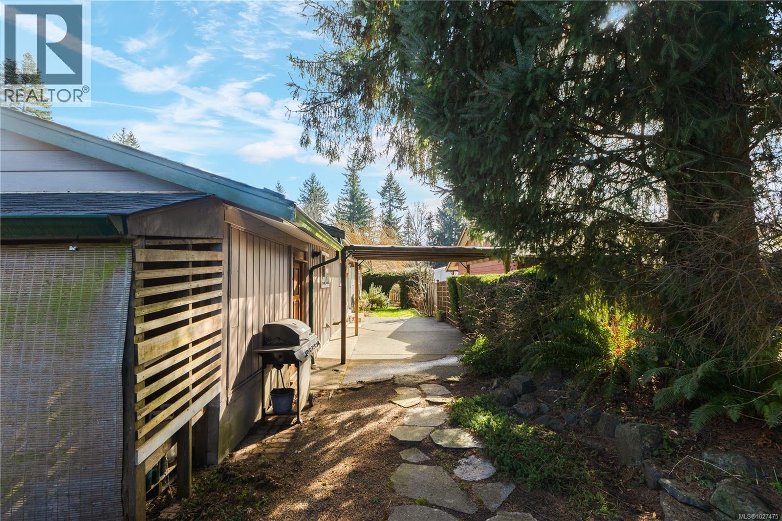 1860 Cranberry Cir, Campbell River, British Columbia  V9W 5P9 - Photo 26 - 1027475