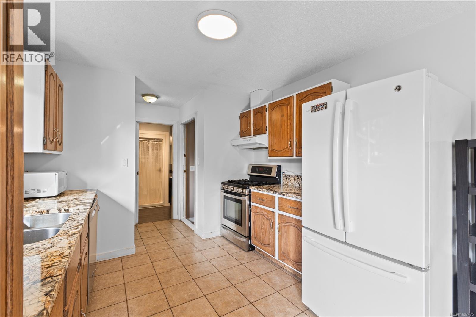 1860 Cranberry Cir, Campbell River, British Columbia  V9W 5P9 - Photo 4 - 1027475