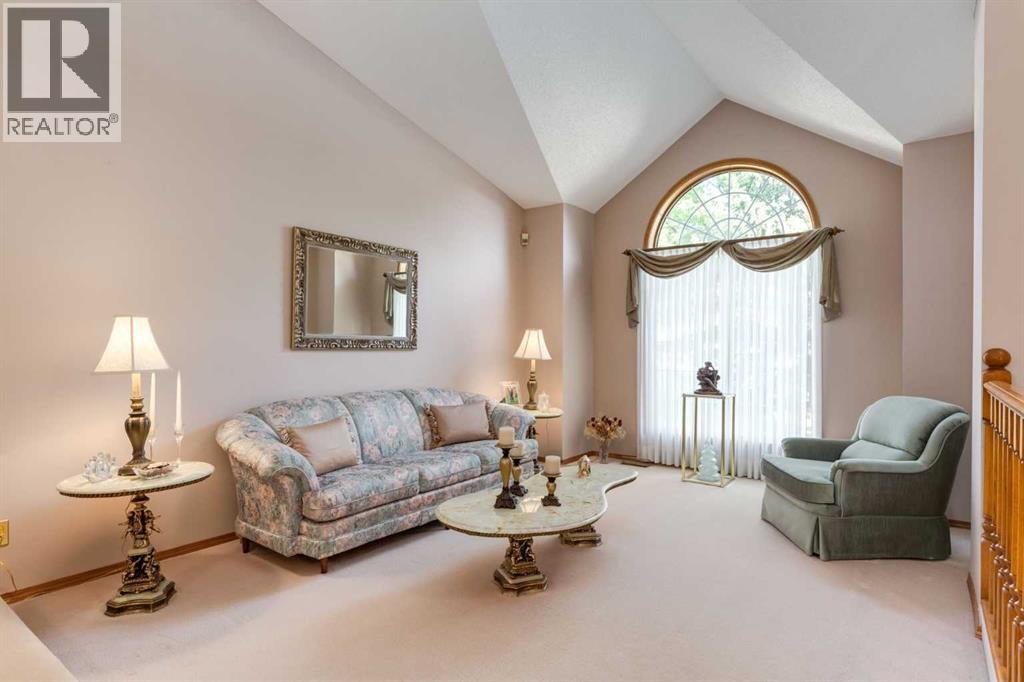 180 Edgevalley Circle Nw, Calgary, Alberta  T3A 4Z8 - Photo 4 - A2289124