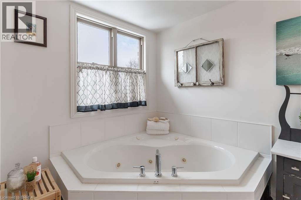 211 Dundas Street W, Paris, Ontario  N3L 4H2 - Photo 31 - 40808987