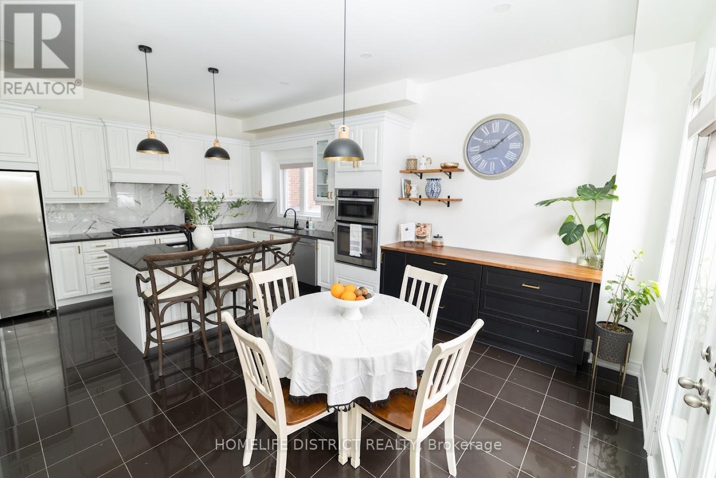 210 Cannes Avenue, Vaughan, Ontario L4H 3X2 - Photo 10 - N12824984