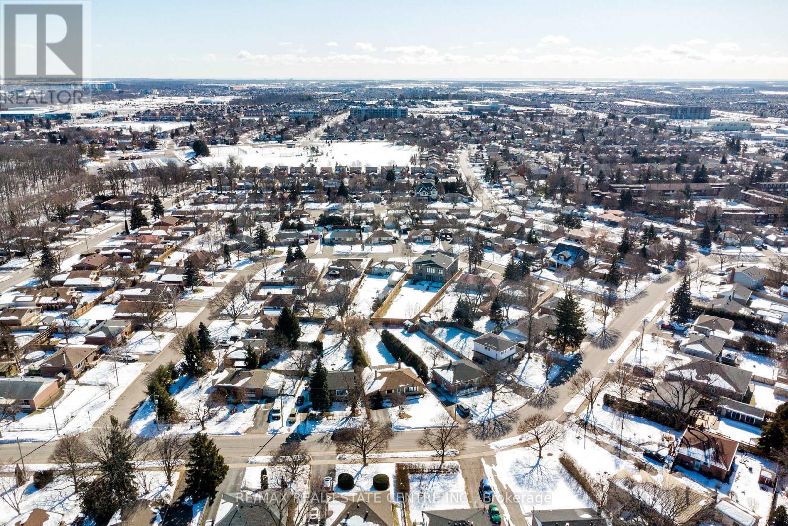 112 Anne Boulevard, Milton, Ontario  L9T 1A3 - Photo 46 - W12837652