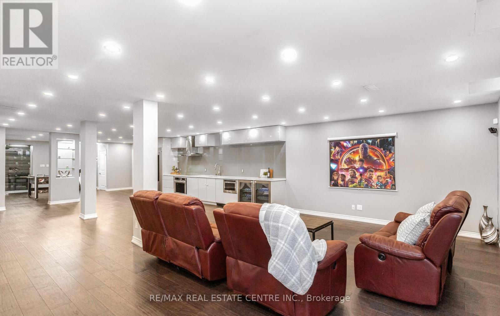 9 Rolling Acres Drive, Brampton, Ontario  L6X 5P3 - Photo 38 - W12844064