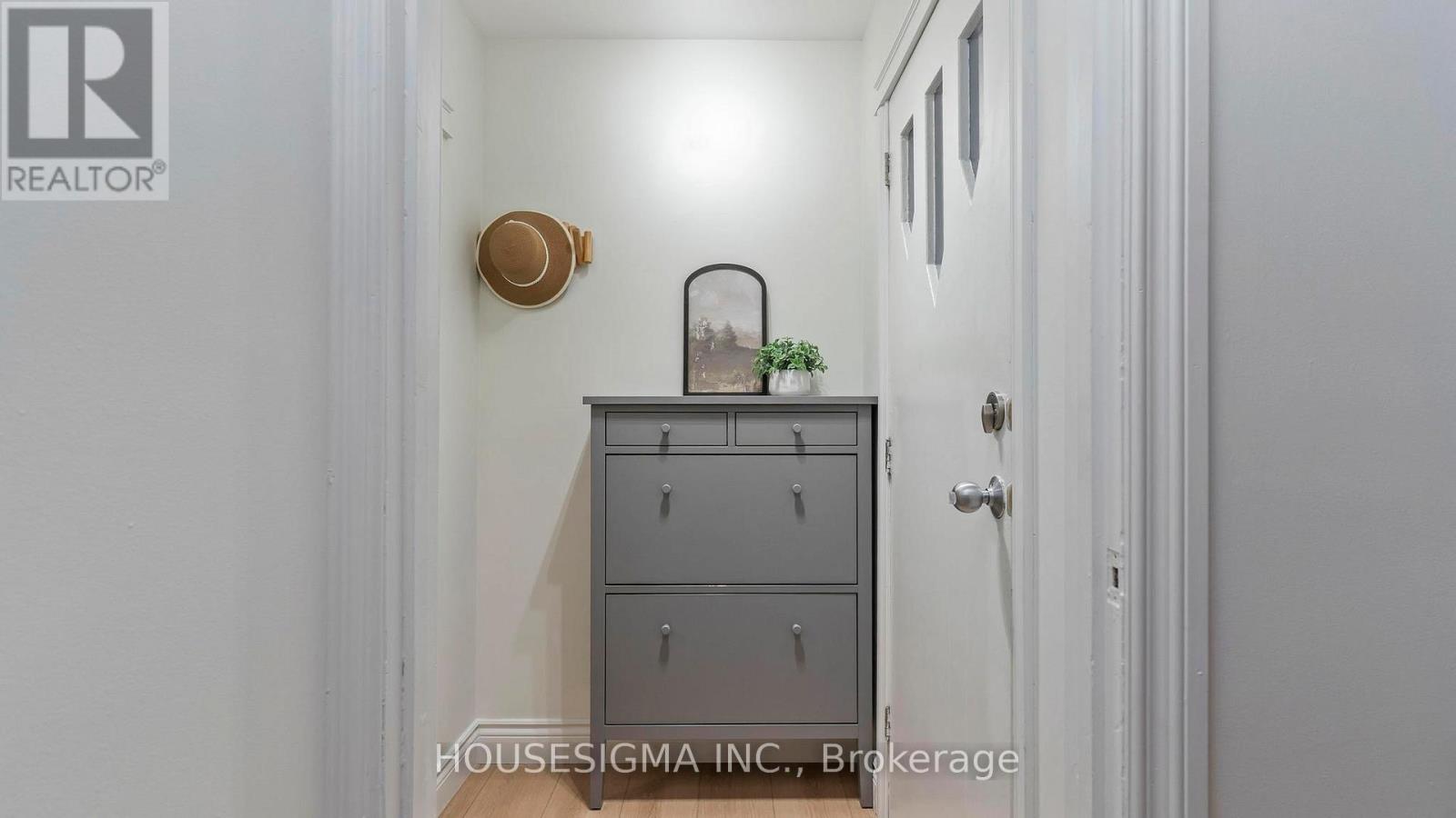 Photo 5 of 44 for 29 Giles Street