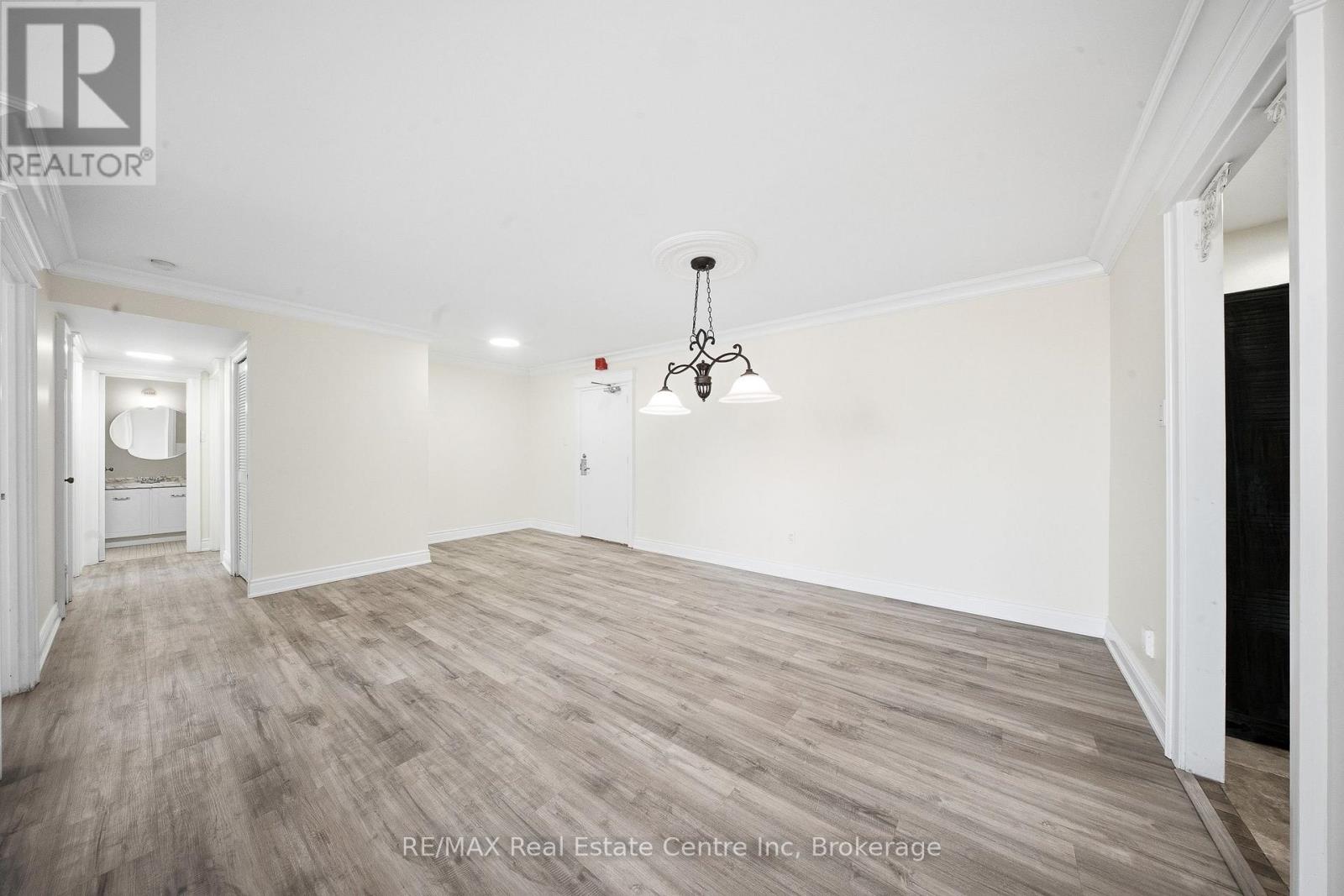 1204 - 20 Mississauga Valley Boulevard, Mississauga, Ontario  L5A 3S1 - Photo 7 - W12845496