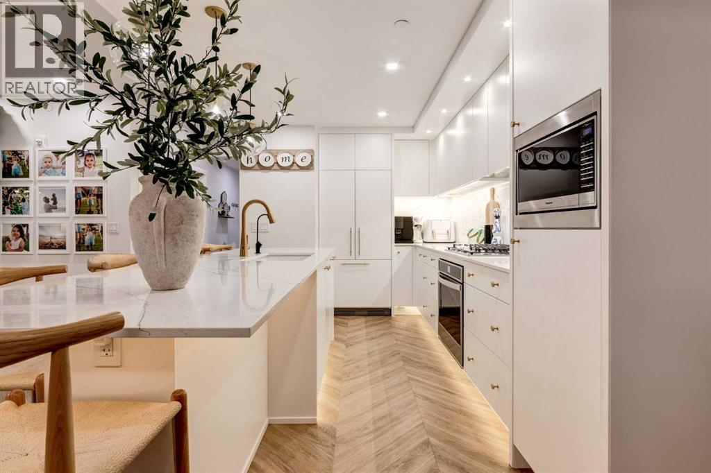 110, 8445 Broadcast Avenue SW, Calgary, Alberta