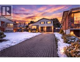 14 BASIN Crescent, Hamilton, Ontario