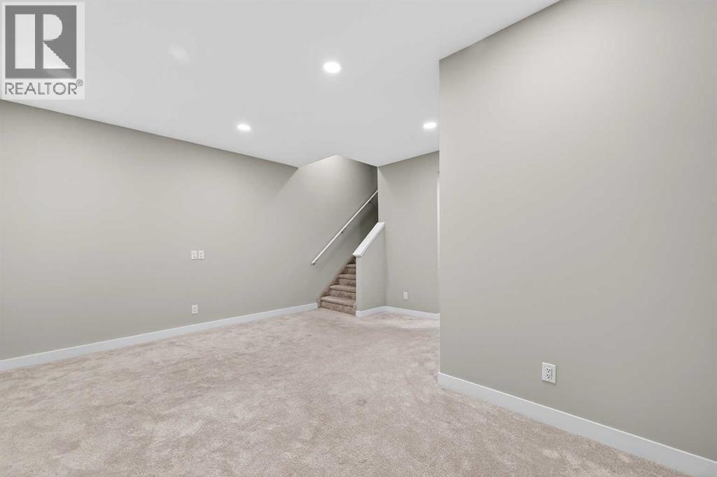 30 Sage Bluff Gate Nw, Calgary, Alberta  T3R 0Y9 - Photo 29 - A2286353