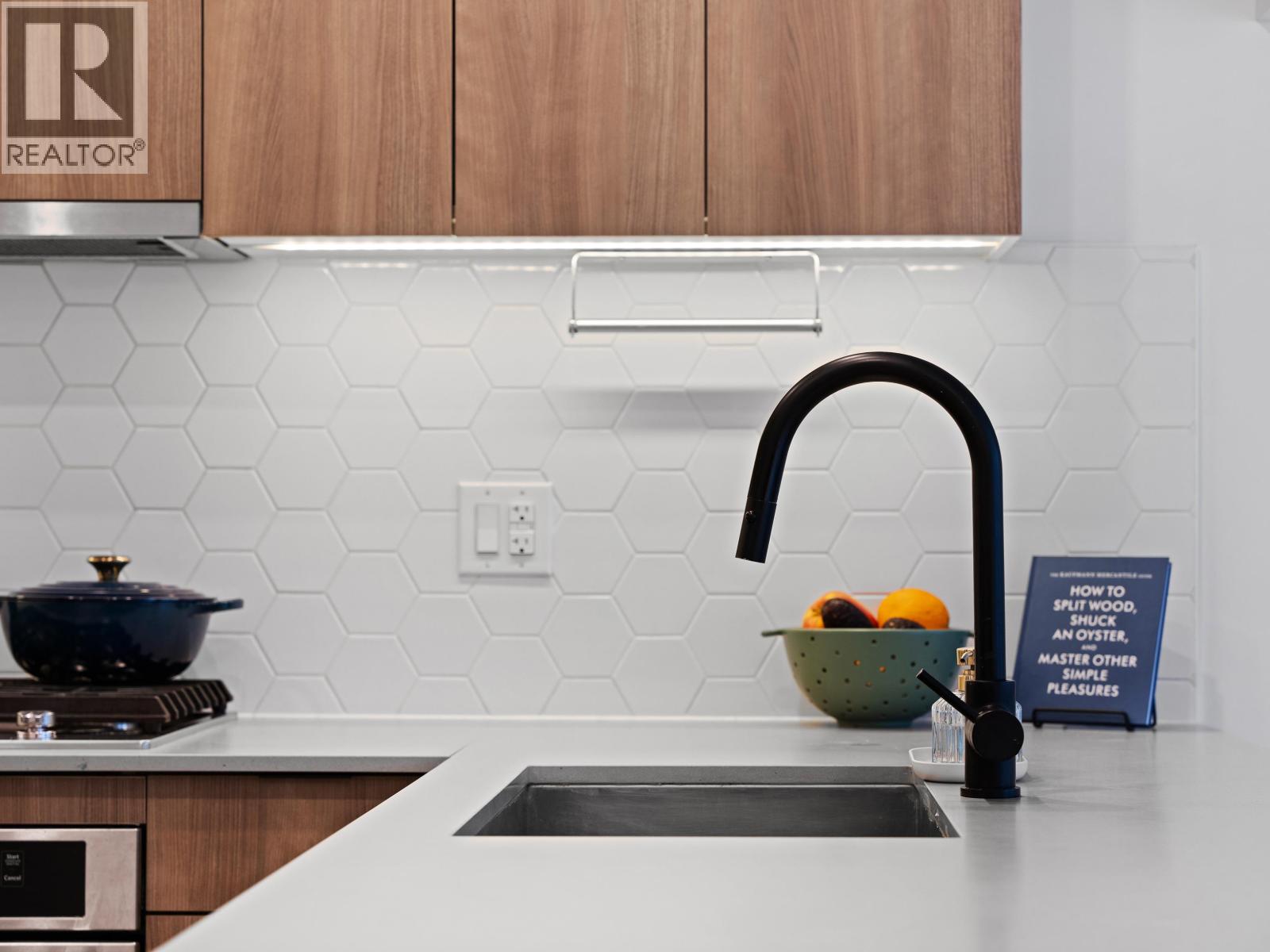 27 533 E 3rd Street, North Vancouver, British Columbia  V7L 1G4 - Photo 11 - R3091908