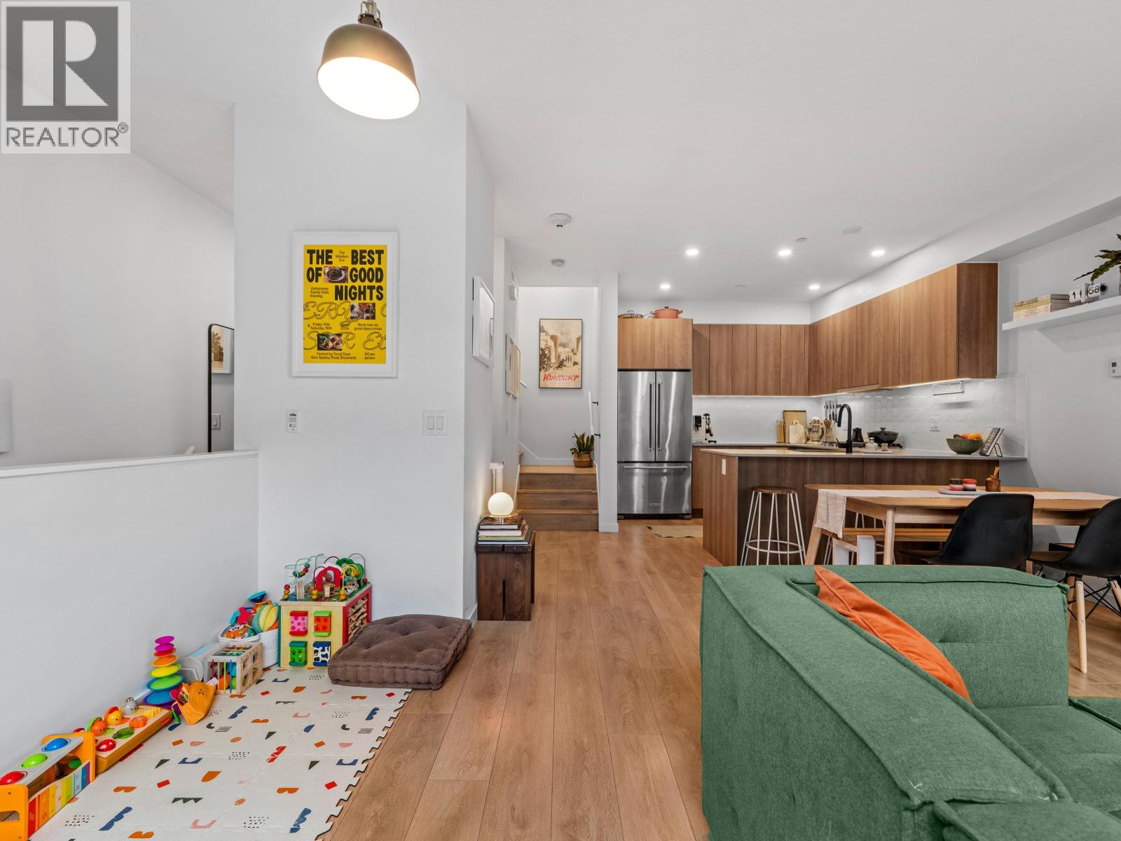 27 533 E 3rd Street, North Vancouver, British Columbia  V7L 1G4 - Photo 13 - R3091908