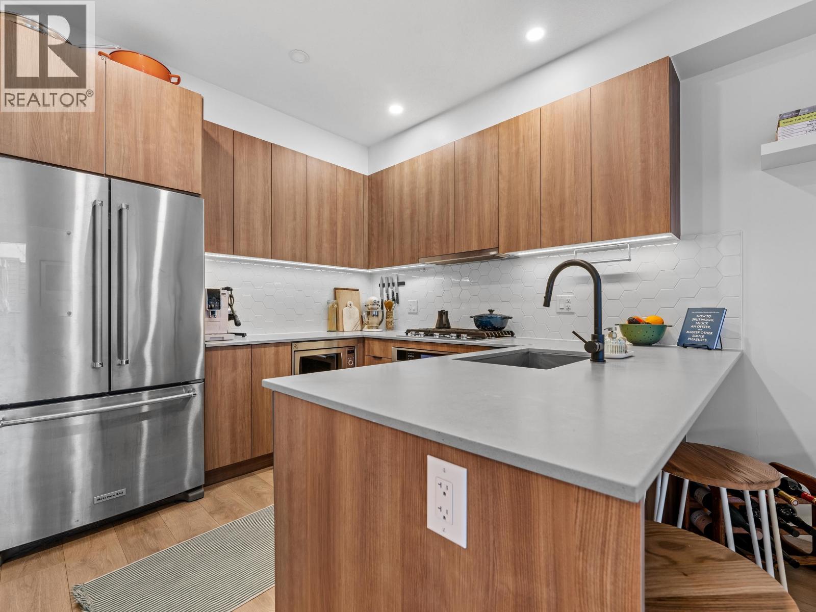 27 533 E 3rd Street, North Vancouver, British Columbia  V7L 1G4 - Photo 6 - R3091908