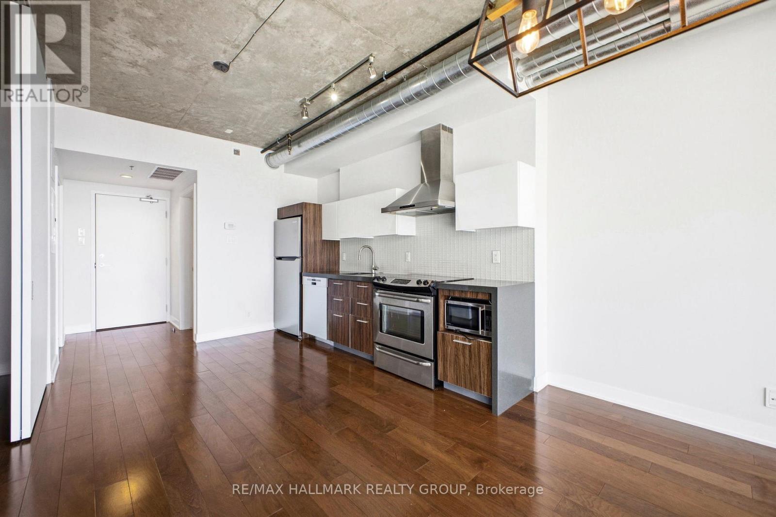 548 - 340 Mcleod Street, Ottawa, Ontario  K2P 1A4 - Photo 12 - X12845442