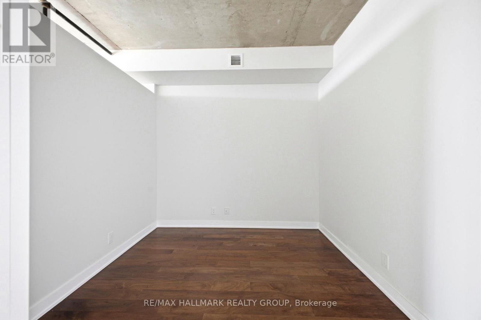 548 - 340 Mcleod Street, Ottawa, Ontario  K2P 1A4 - Photo 20 - X12845442