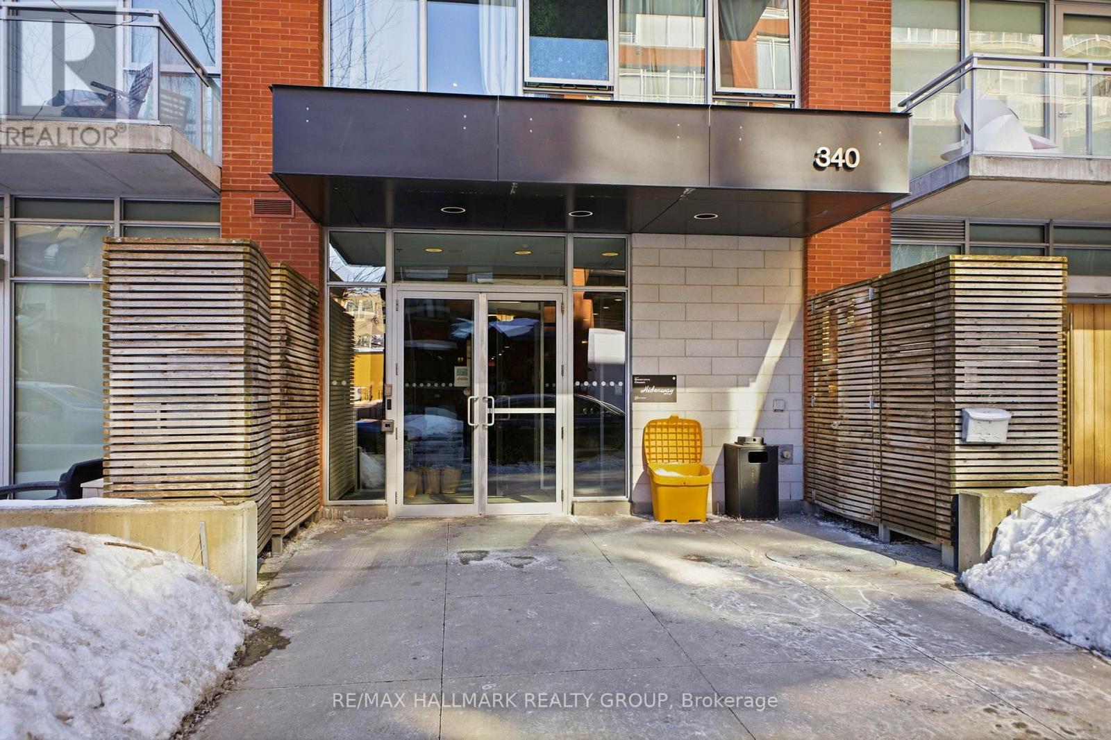 548 - 340 Mcleod Street, Ottawa, Ontario  K2P 1A4 - Photo 3 - X12845442