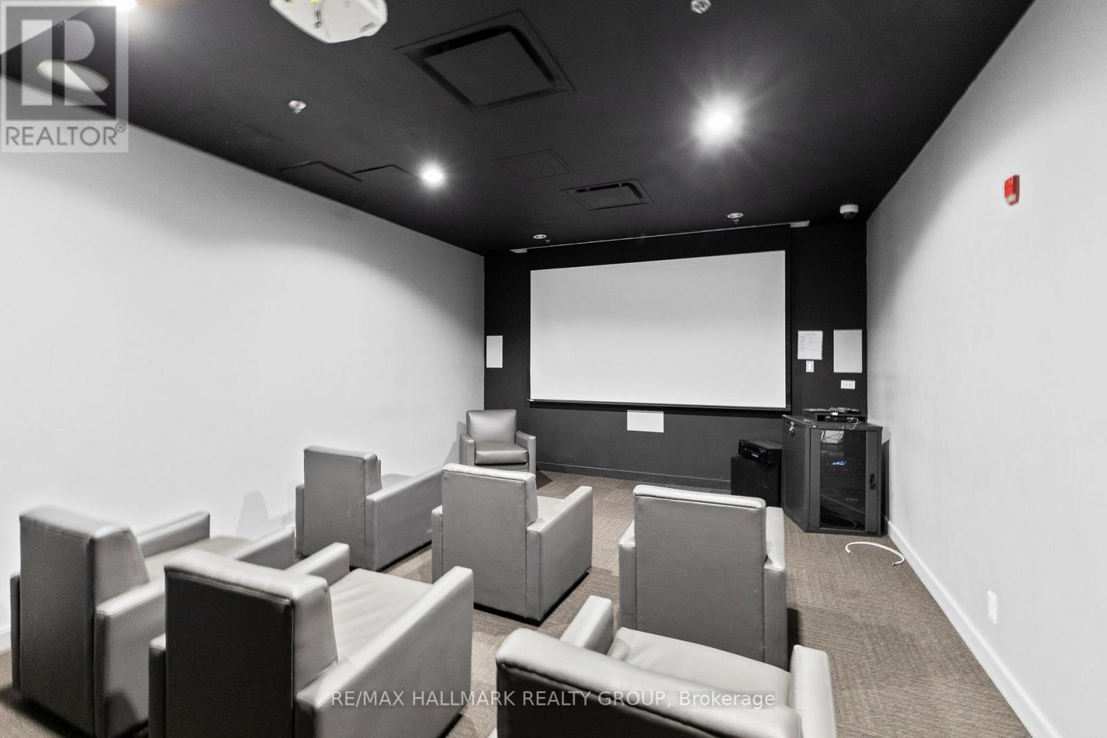 548 - 340 Mcleod Street, Ottawa, Ontario  K2P 1A4 - Photo 32 - X12845442