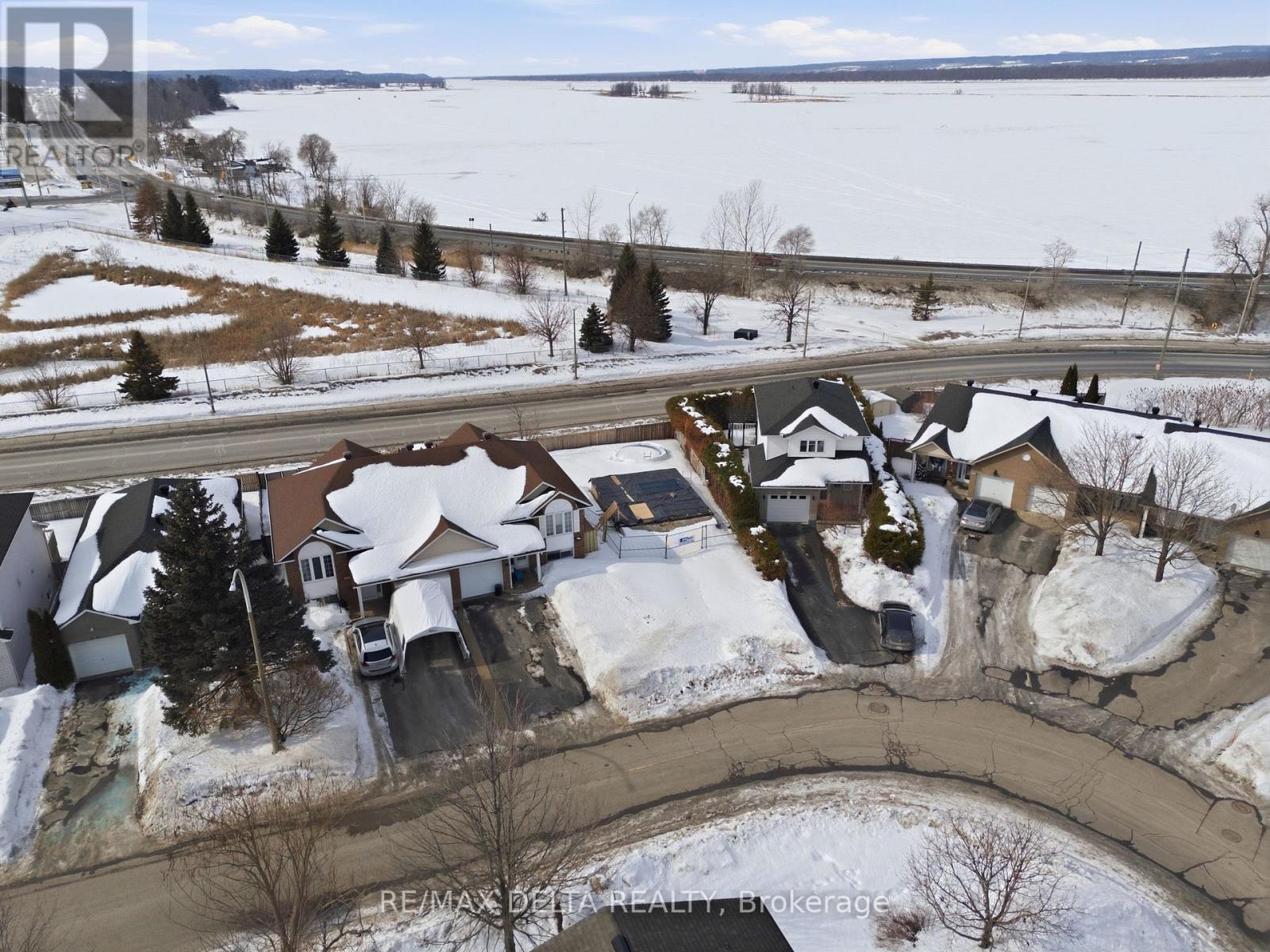 2165 Cecile Crescent, Clarence-Rockland, Ontario  K4K 1S4 - Photo 9 - X12845492