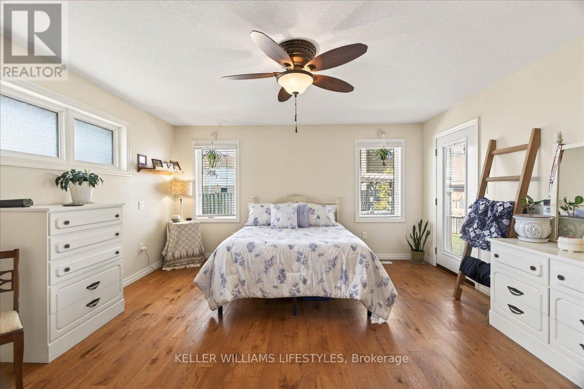 12 Mckinlay Avenue, Lambton Shores, Ontario  N0N 1J0 - Photo 16 - X12845392