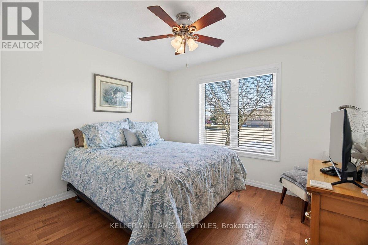 12 Mckinlay Avenue, Lambton Shores, Ontario  N0N 1J0 - Photo 23 - X12845392