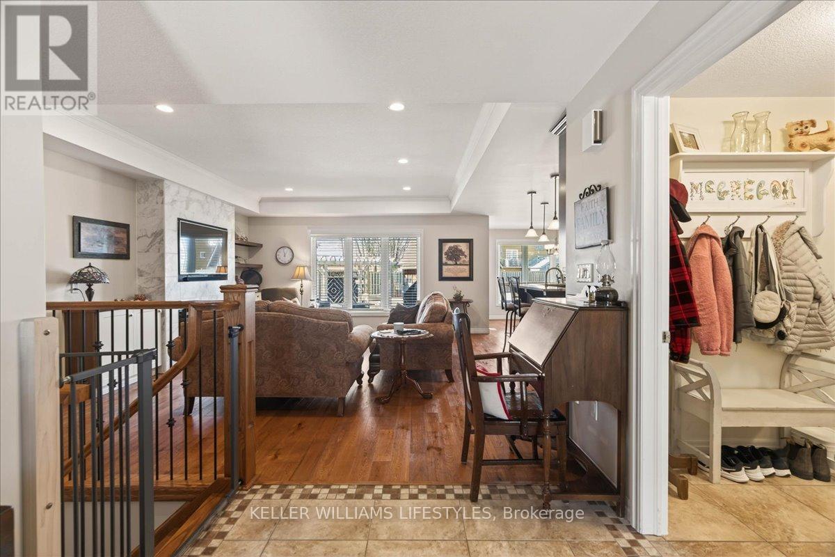 12 Mckinlay Avenue, Lambton Shores, Ontario  N0N 1J0 - Photo 6 - X12845392