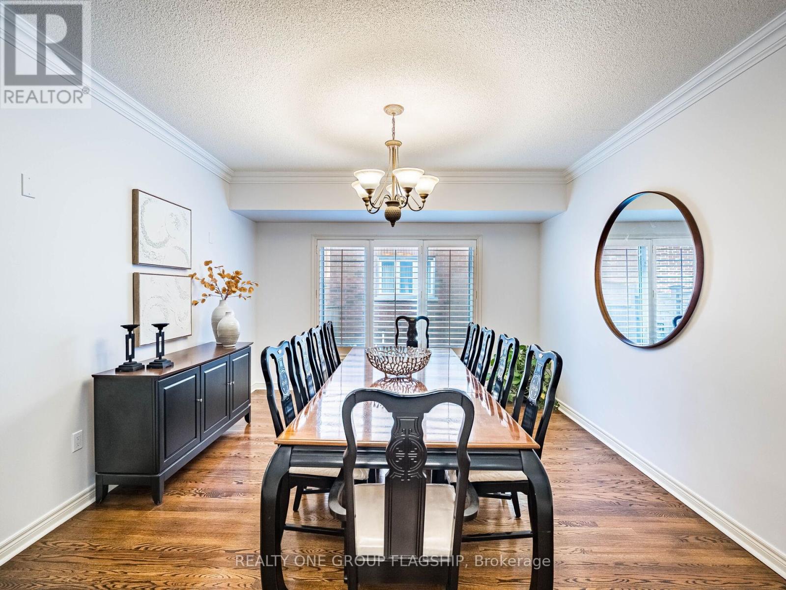 5290 Hilton Court, Mississauga, Ontario  L5M 5B5 - Photo 12 - W12779020