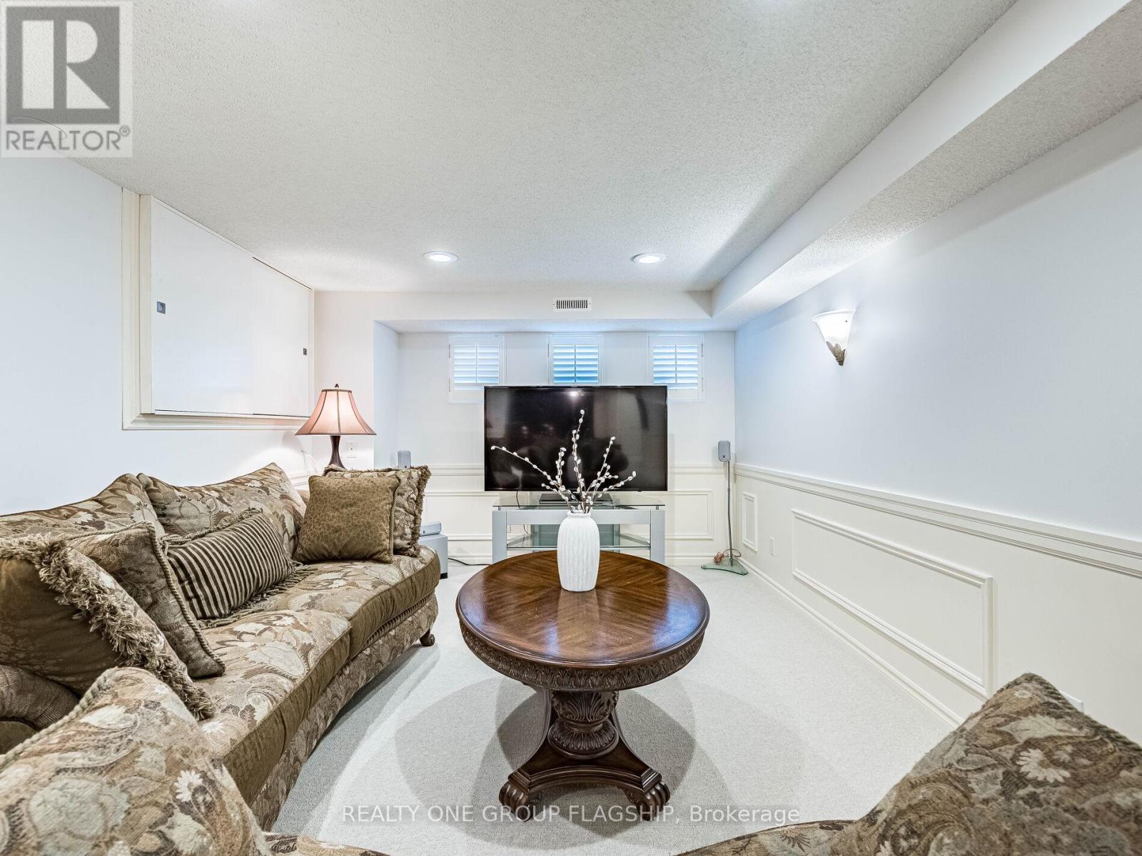 5290 Hilton Court, Mississauga, Ontario  L5M 5B5 - Photo 41 - W12779020